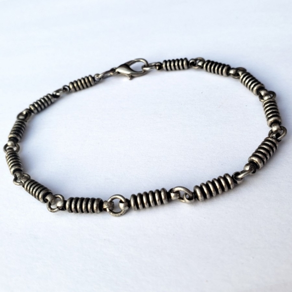 New Coil Link Bracelet - Picture 5 of 6